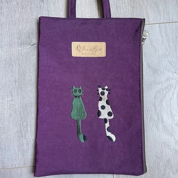 Accessories - 💜3 for $15💜 Cat Embroidered toiletries bag